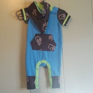 Baby outfit with matching bib